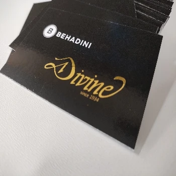 vizitke,zlatotisk,personalizirane,ujamejo,poglede,marketing,promocija,vpadljiva,eyecatcher
