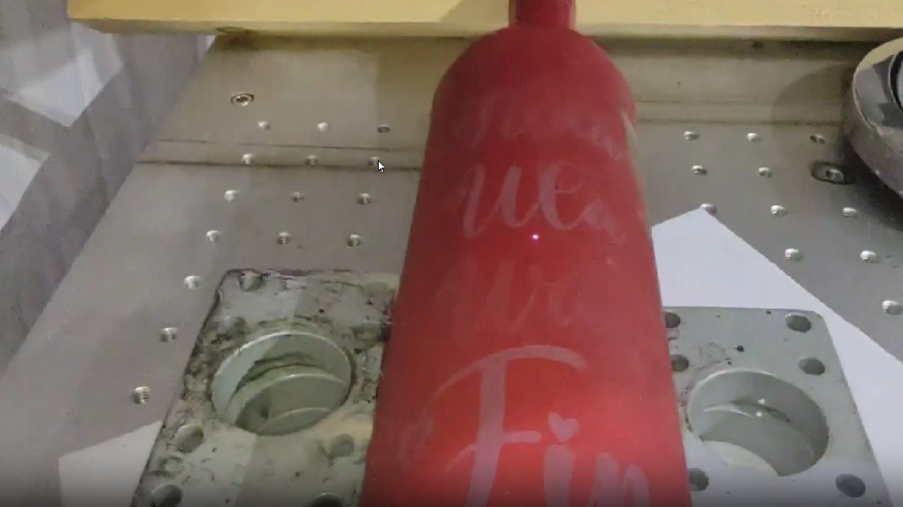 graviranje,silikonski valjar,hladni laser,personalizacija,dizajn,lasersko graviranje,silikon,natančno graviranje,trajnost,inovacije,kreativnost,DizajnPlus,personalizirani izdelki,graviranje,silikonski valjar,hladni laser,personalizacija,dizajn,lasersko graviranje,silikon,natančno graviranje,trajnost,inovacije,kreativnost,DizajnPlus,personalizirani izdelki