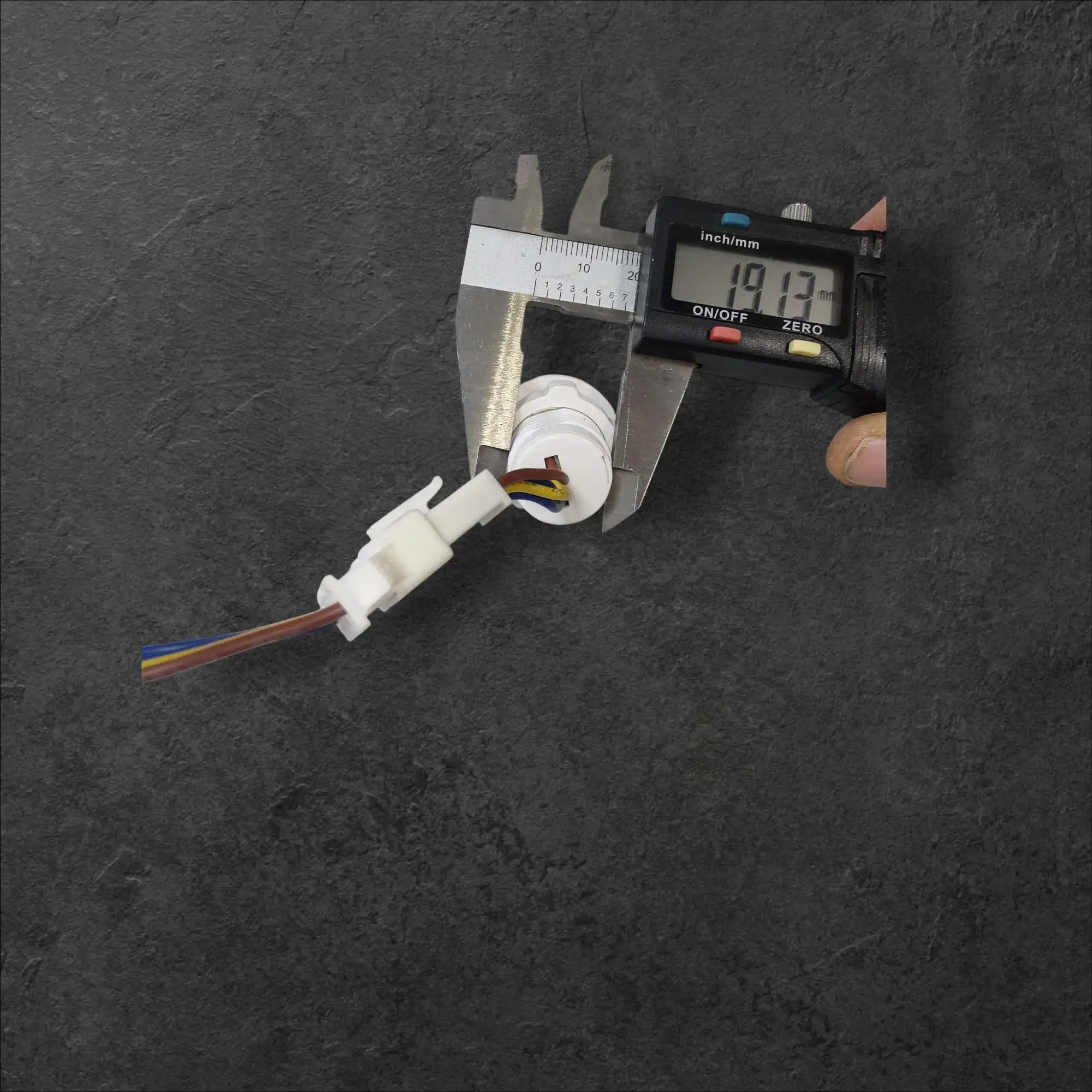 Infrardeči senzor PIR zaznava AC 220V 40W stikalo za luči, motion sensor,ceneje, ugodno, prihranek, lokalno, Ljubljana, PIR senzor, stikalo za luči, infrardeči senzor, varčna razsvetljava, dvojna detekcija, energijska učinkovitost