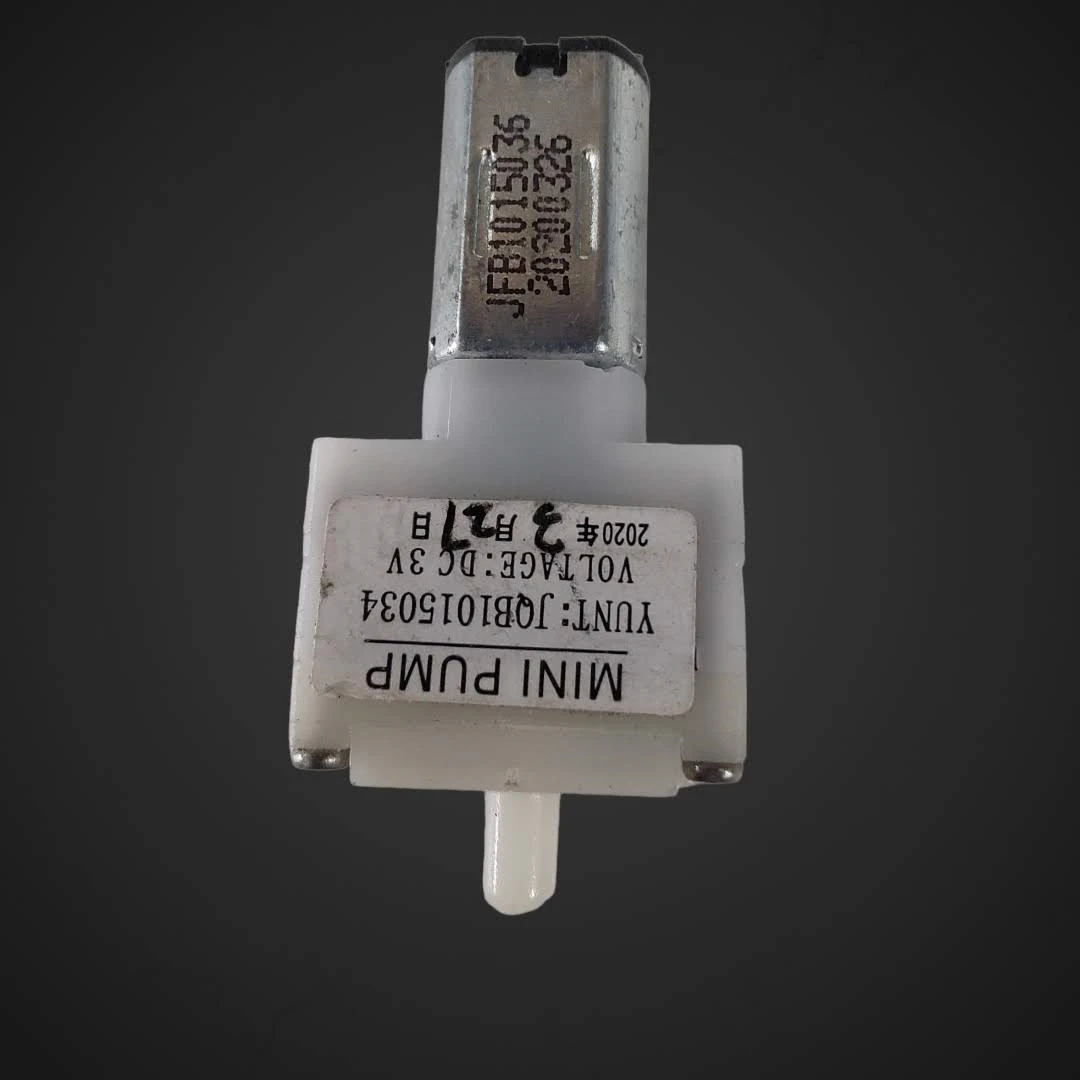 Mini črpalka M20 za zrak/kisik za akvarij 3V-6V DC, Mini črpalka M20, učinkovita črpalka, akvarij, zrak za akvarij, kisik za akvarij, DC 3V, energetski prihranek, lokalno, Ljubljana, Svet črnil, ekologija, ekonomija