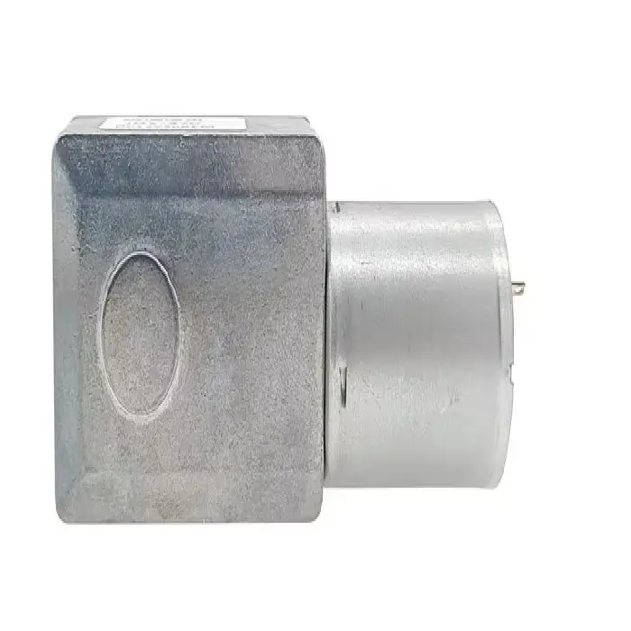 Motor s polžem 12V DC 3RPM 90kg navora zaklepanje pogona, ceneje, ugodno, prihranek, lokalno, Ljubljana, 12V DC motor, polžasti motor, zaklepanje pogona, strojegradnja, avtomatizacija, Arduino, reduktor obratov, kovinski zobniki, navor 90kg, linearni pomiki, regulator hitrosti, spojke, T7 navojna palica