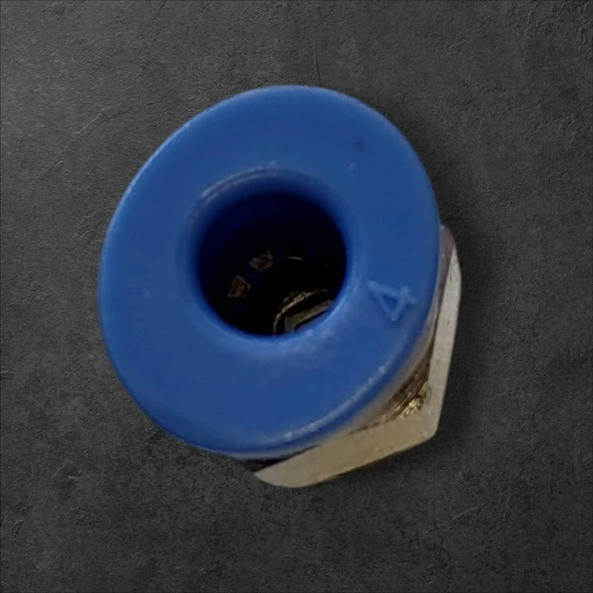 Priklop pneumatski 1/8 na 4mm inox SS304 GMP HACCP USP, priklop inox SS304, pnevmatski priklop 1/8 na 4mm, ceneje, ugodno, prihranek, lokalno, Ljubljana, HACCP inox, priklop za živilsko industrijo, SS304 GMP USP