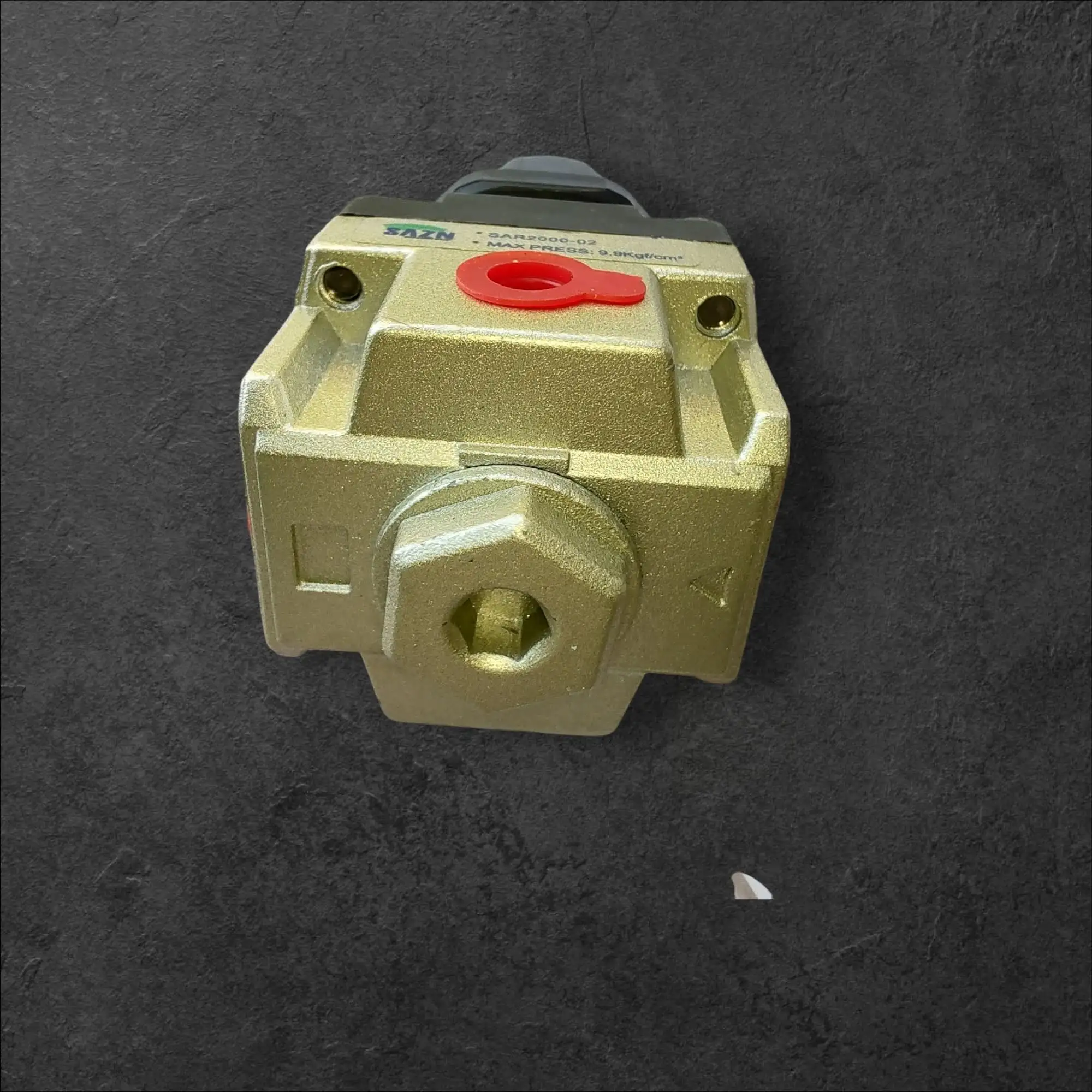 Regulator tlaka A2000 z manometrom 1/4 navoji do 10MPa , regulator tlaka 1/4, ceneje, ugodno, prihranek, lokalno, ljubljana, industrijska avtomatizacija, gmp regulator, haccp pnevmatika, regulator z manometrom, do 10mpa