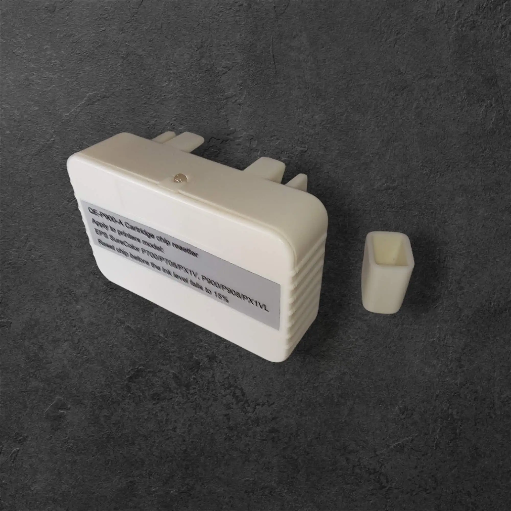 Reseter za čipe na kartušah Epson SureColor P700 in P900, reseter,reseter za čipe, Epson SureColor P700, Epson SureColor P900, polnjenje kartuš, resetiranje čipa, združljive kartuše, Epson T46S, Epson T47A, ponovno polnjenje, ekološko tiskanje, stroškovno učinkovito tiskanje