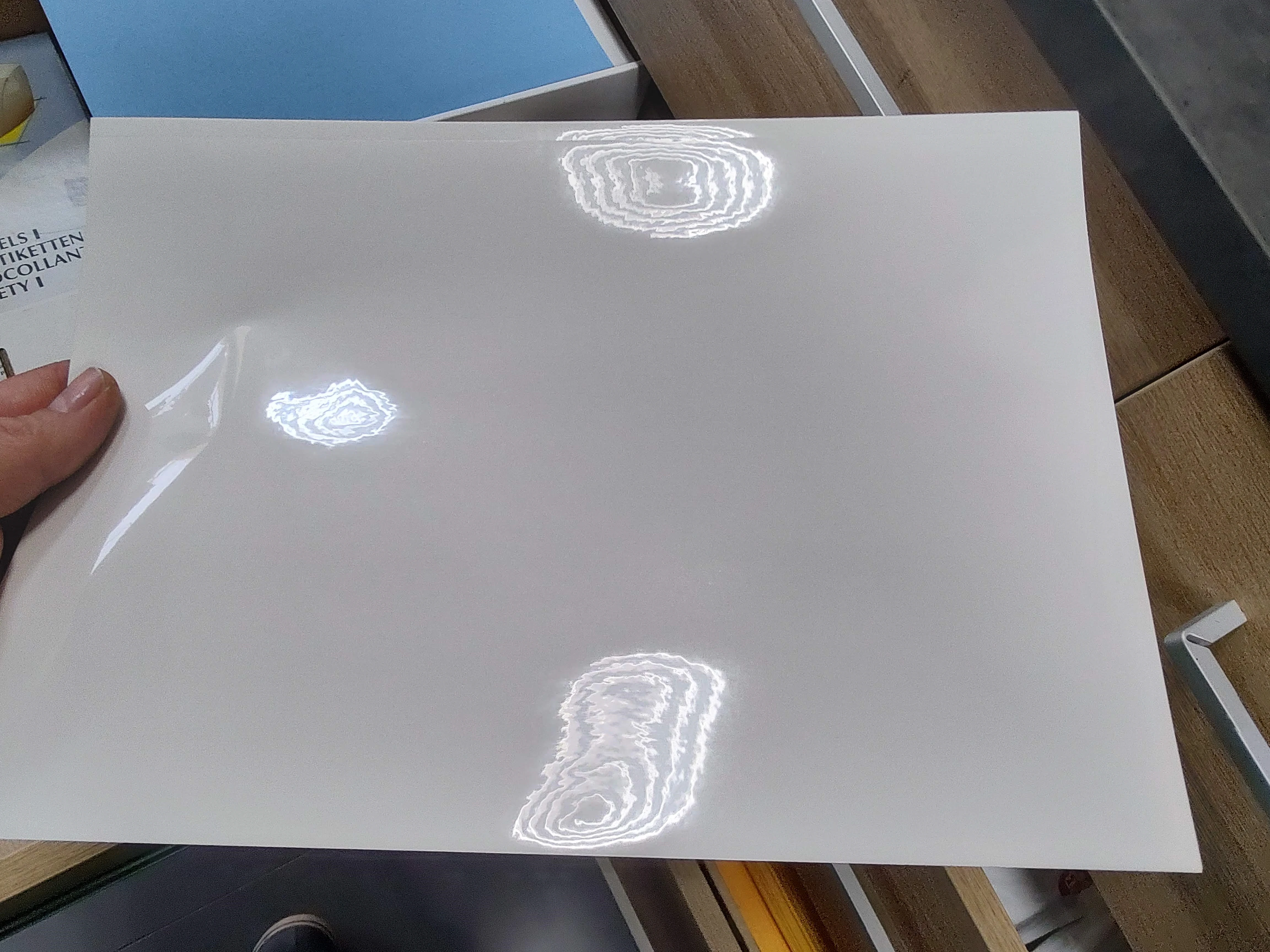 Samolepilna folija glossy prozorna za inkjet ali laser 210X297 A4 vodoodporna, R0466,photo papir,nalepka,prozorna,prozorne nalepke,samolepilna folija,prosojna,anylabel,samolepilna folija, glossy prozorna, A4 vodoodporna, inkjet, laser, ugodno, ceneje, prihranek, lokalno, Ljubljana