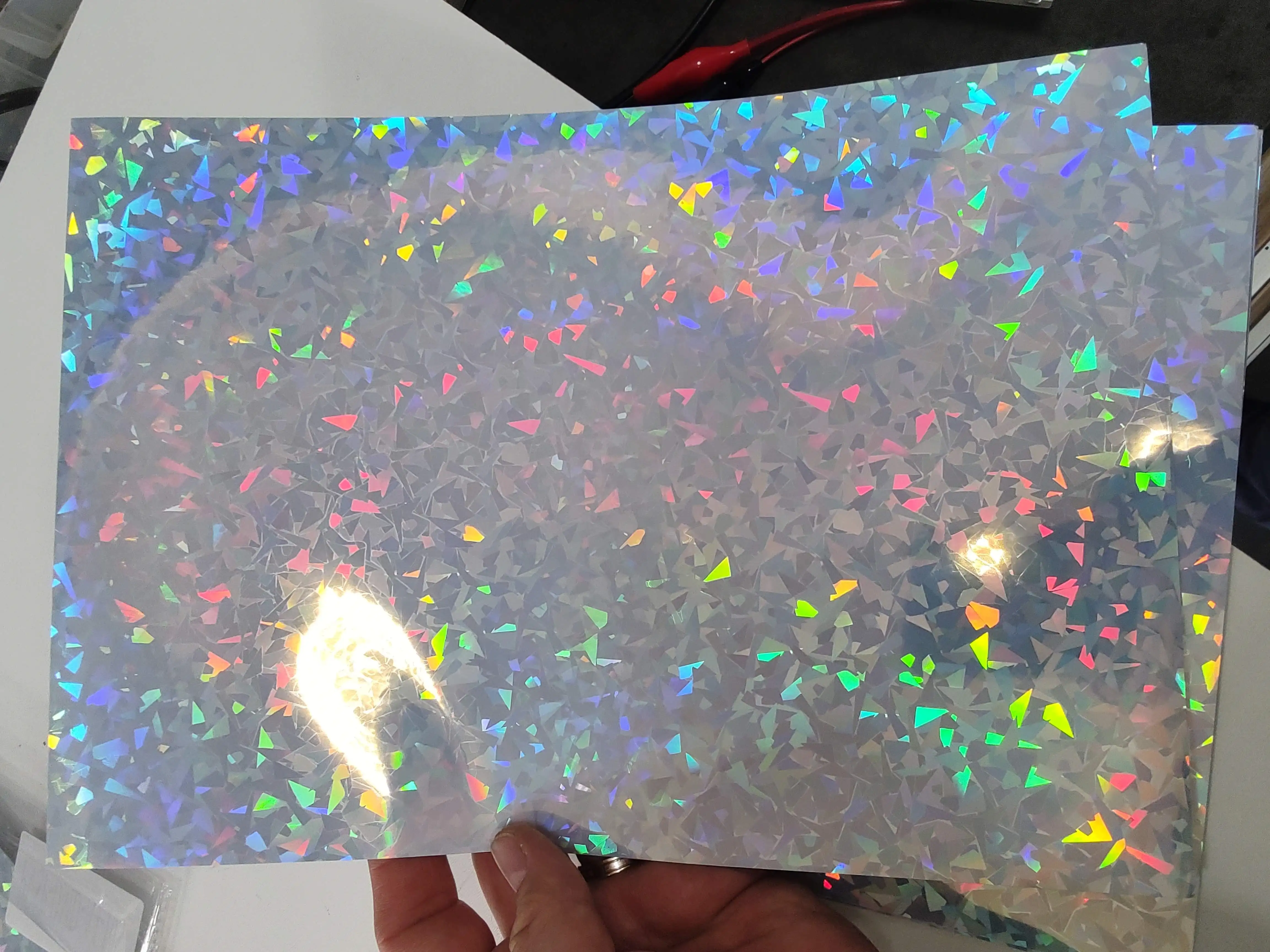 Samolepilna folija holografska srebrna lomljeno steklo vodoodporna A4 laser ali inkjet, laser, holografska,zaščita,srebrna,folija,waterproof,uv resistant,permanent, glue,sticker,samolepilna folija, holografska srebrna, lomljeno steklo, vodoodporna, A4, laser tiskalnik, inkjet tiskalnik, Ljubljana, personalizirane nalepke
