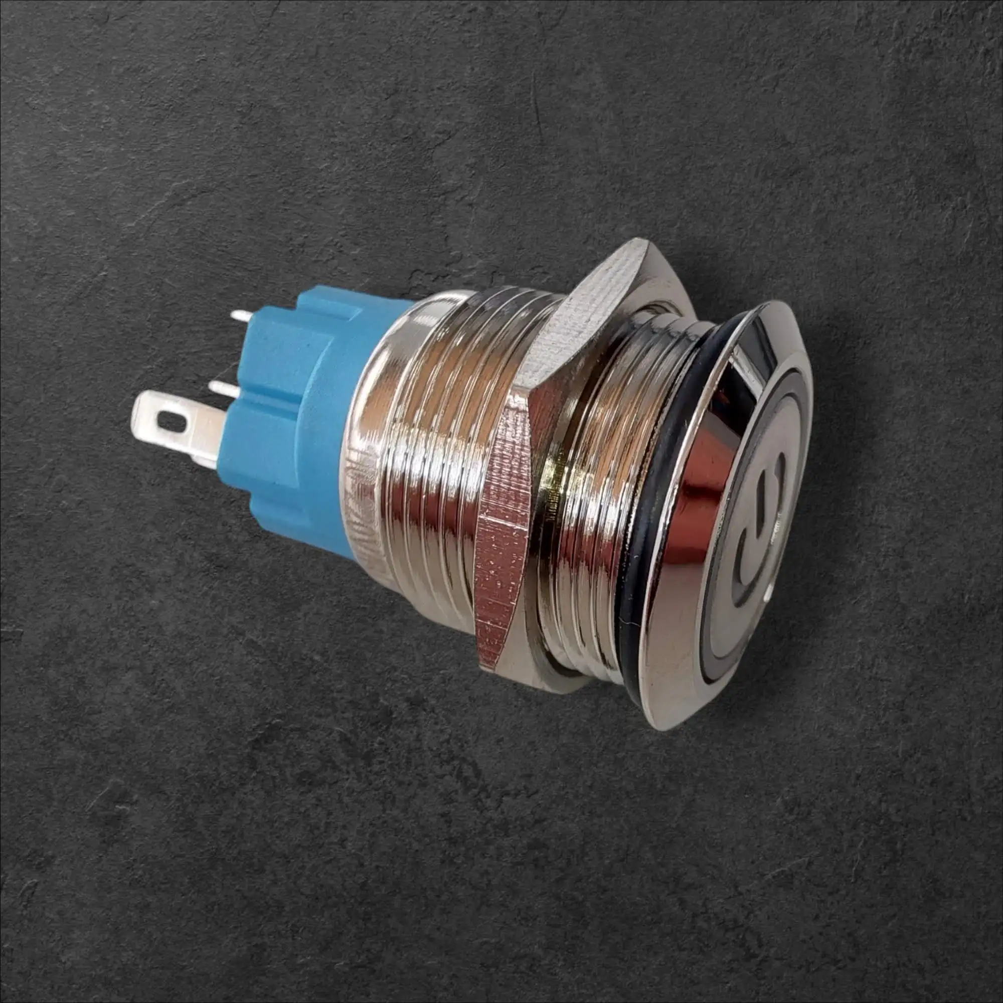 Stikalo okroglo modra 19mm 220V 4A POWER kovinski inox IP66, ignition, power, switch, turnon,stikalo, 19mm, 220V, IP66, nebesno modra, inox, ceneje, ugodno, prihranek, lokalno, Ljubljana, latching, vodotesno, modern dizajn