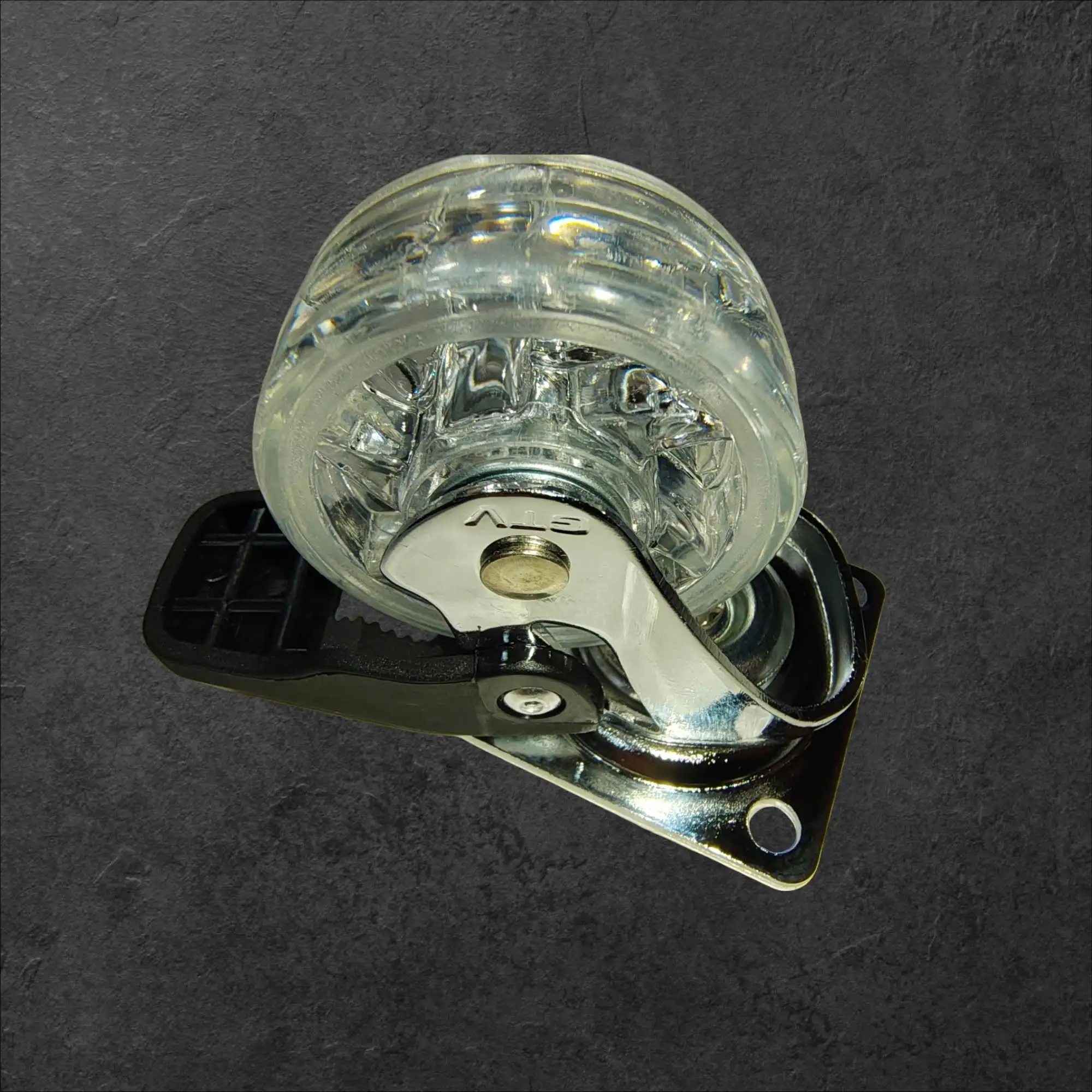 Vrtljiva kolesa 50mm prozorna guma chroma ohišje z zavoro, Vrtljiva kolesa 50mm, chrome kolesa, kolesa z zavoro, prozorna PU guma, kolesa za pohištvo, tiha kolesa, kolesa za pisarniške stole, izdelano v EU kolesa, trpežna kolesa