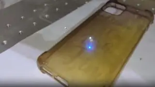 Graviranje na mehki TPU ovitek od telefona Graviranje na mehki TPU ovitek od telefona prinese natančnost, eleganco in hitro personalizacijo za male podjetnike, prototipe, darila in inovativne izdelke.,graveranje TPU ovitka,graviranje na mehki TPU ovitek od telefona,personaliziran ovitek za telefon,lasersko graviranje TPU,hladen laser TPU,unikatni ovitki za telefon,zlata folija ovitek,prototipi za male podjetnike,inovativna personalizacija