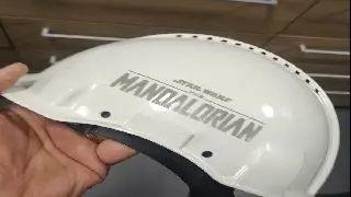 Ali lahko gravirate na zaščitne čelade ?